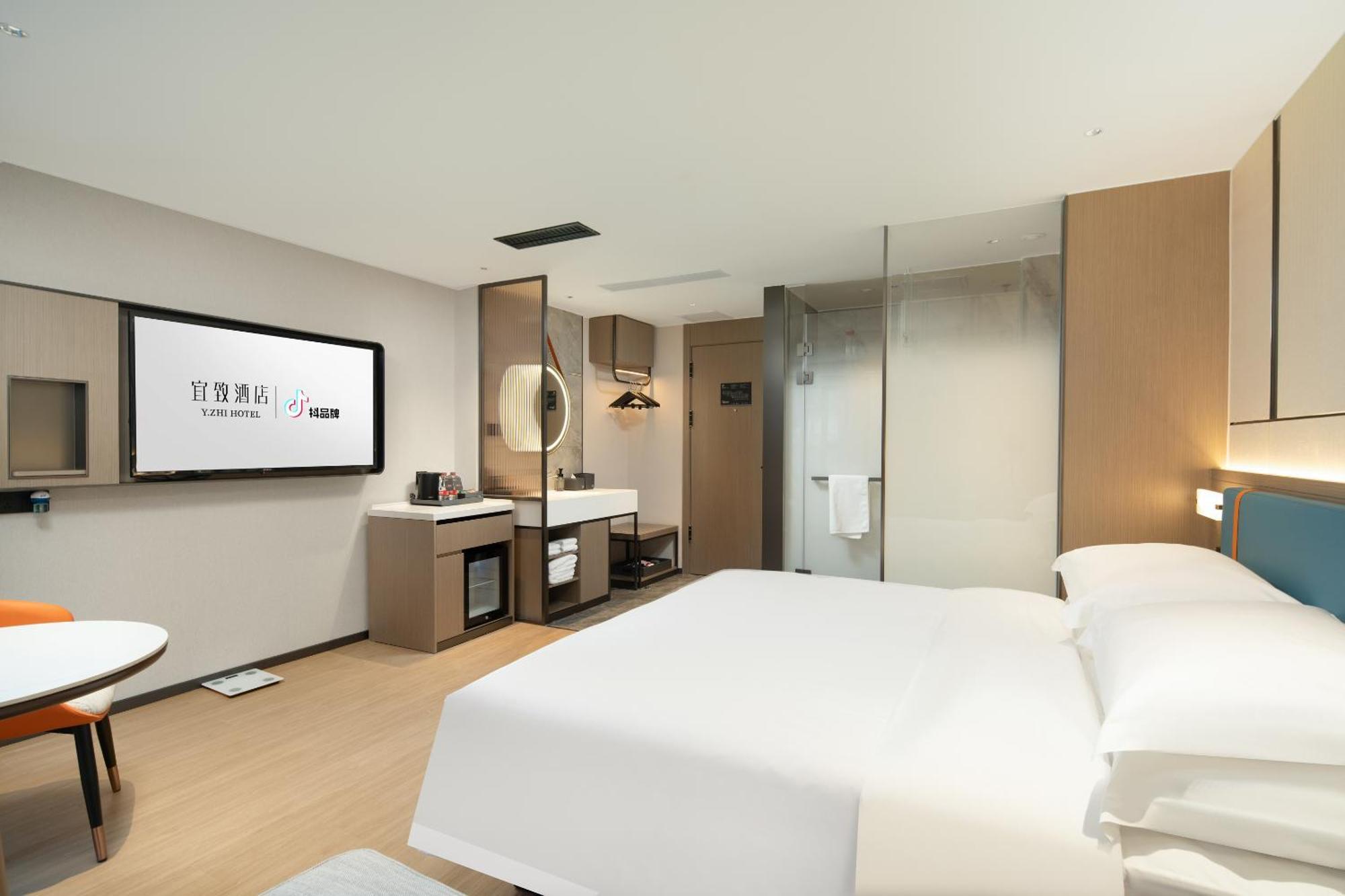 Yizhi Hotel - Guangzhou Beijing Road Pedestrian Street Rainbow Bridge Subway Station Extérieur photo